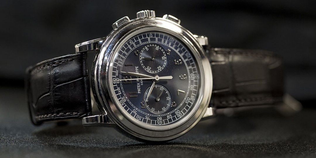 Rzadki zegarek Patek Philippe platinum na aukcji Ritchies Auctioneers przy 777 Richmond Street West w Toronto.